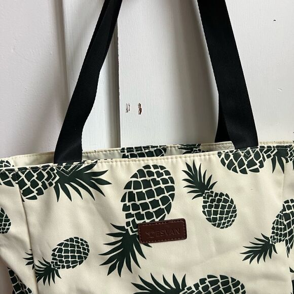 Pineapple Beach Bag - Picture 2 of 3